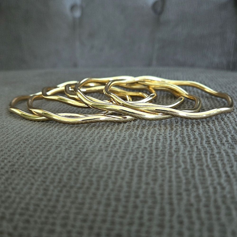House🏠 of Harlow 1960 Set of Six6️⃣, Thin, Wavy🌊, Gold💛 Bangle Bracelets - Picture 2 of 15
